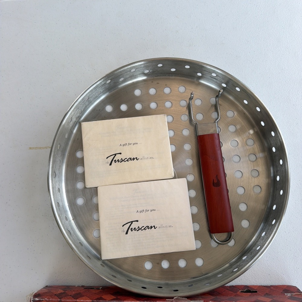 New! Char-Broil - The Pizza Grille - Tuscan Collection  - Discontinued
